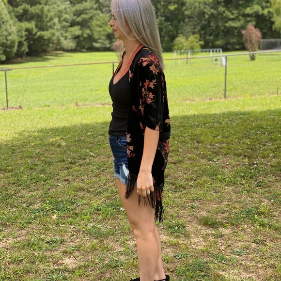 Kimono - Picture 4 of 6